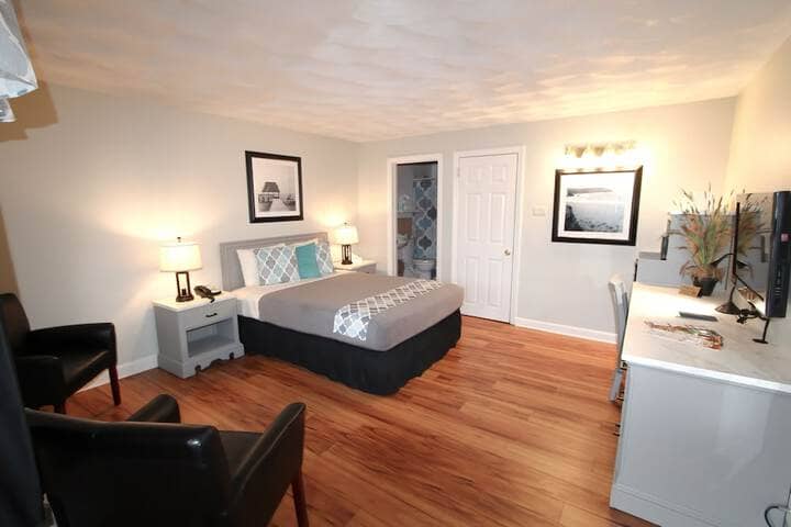 Room 14 of 40