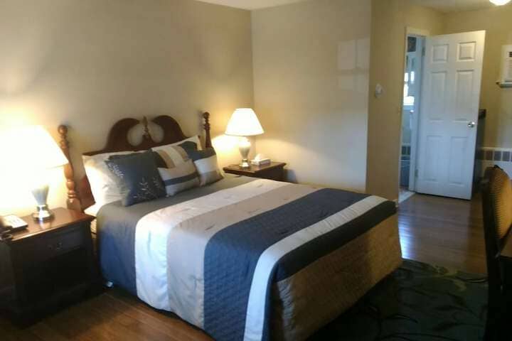 Room 7 of 40