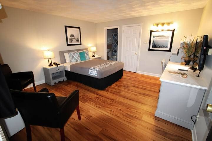 Room 15 of 40